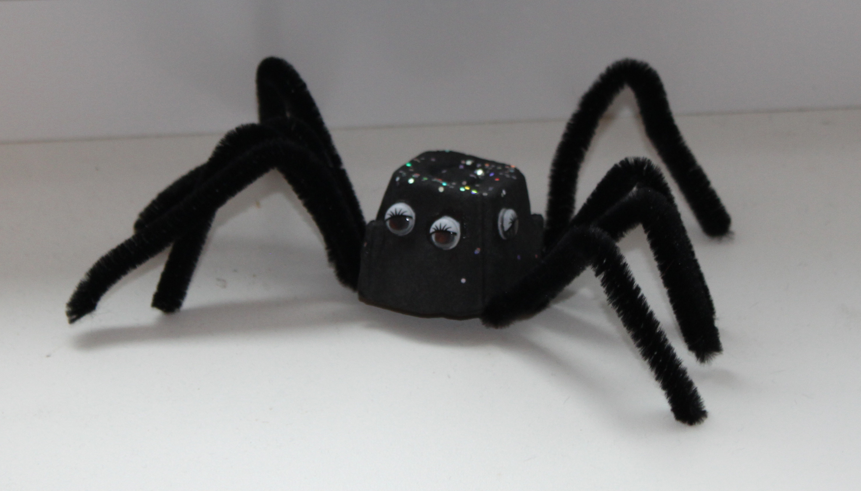DIY Halloween: Spinnen und Fledermäuse - Die Braunis